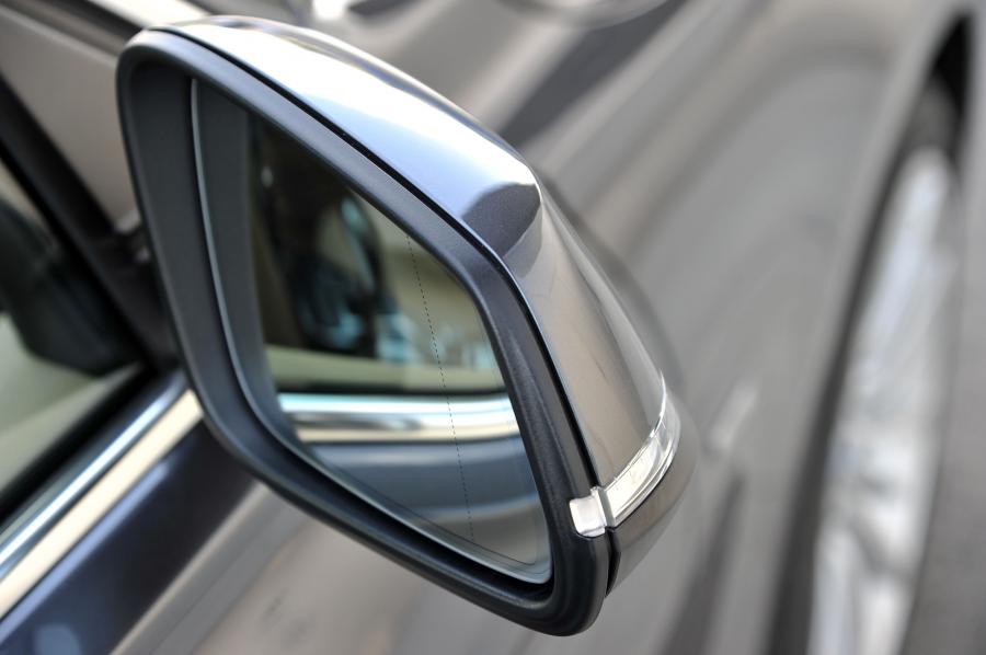  BMW 328i Touring Luxury 2012 года  (фото 72 из 200)
